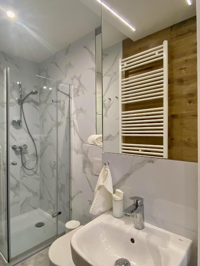 Enes Apartments Legnicka Street A Вроцлав Экстерьер фото