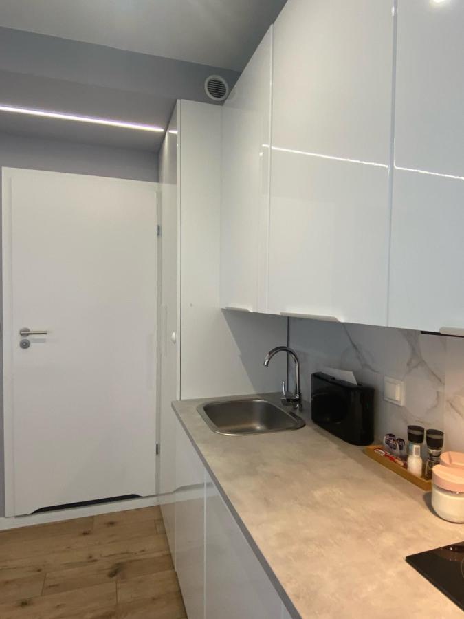 Enes Apartments Legnicka Street A Вроцлав Экстерьер фото